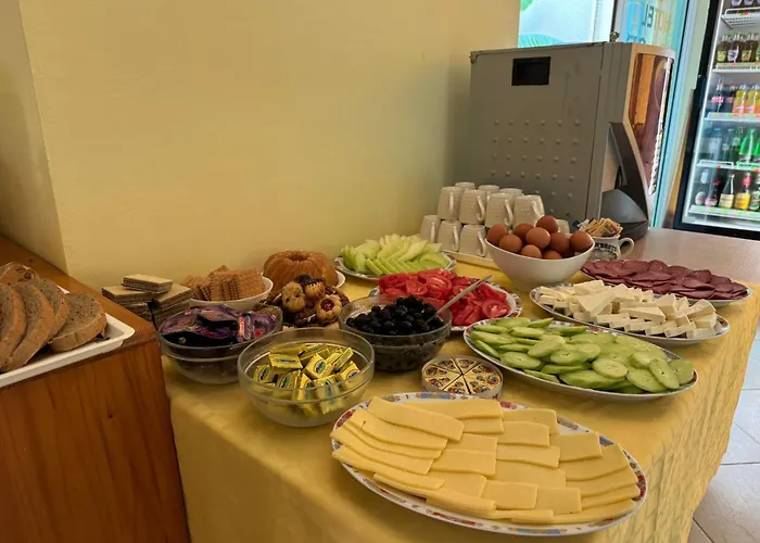 грация 洛泽内茨